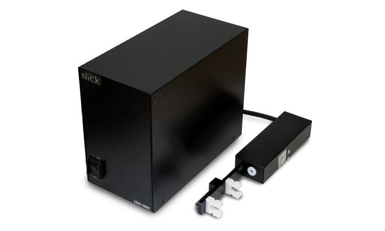 LDA-100（オートディスペンサとコントローラのセット）の画像